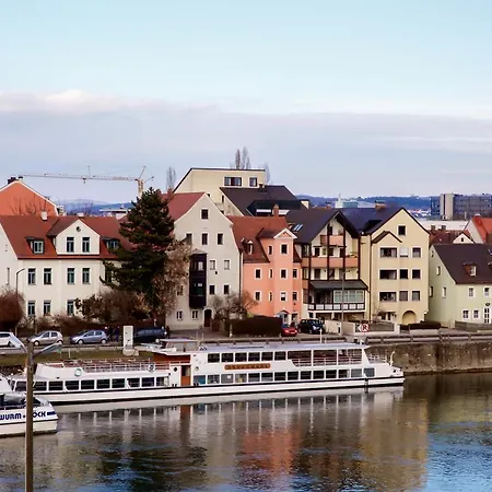 Donaupromenade דירה